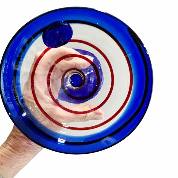 Kosta Boda Set of 2 Hand Blown Martini Cocktail Glasses Royal Caribbean - Picture 4 of 9